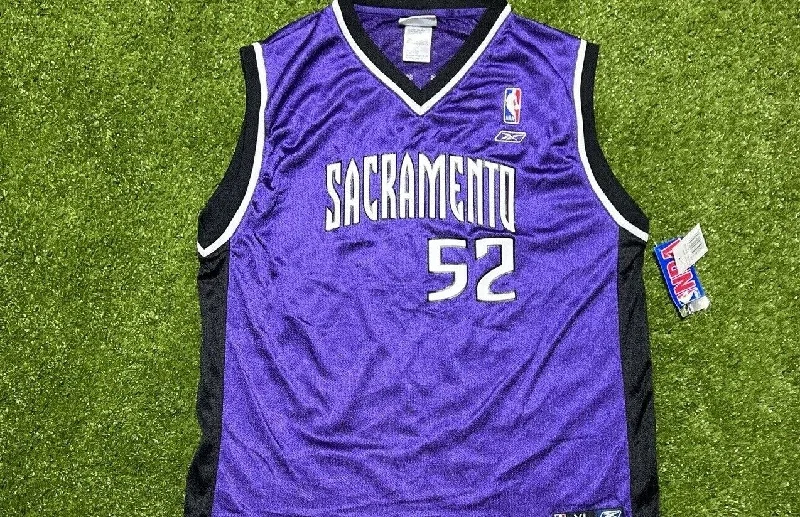 Basketball Jersey for Family Teams-Reebok NBA Sacramento Kings Brad Miller Jersey kid L new Basketball